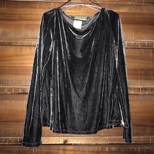 Gray velvet long sleeve top