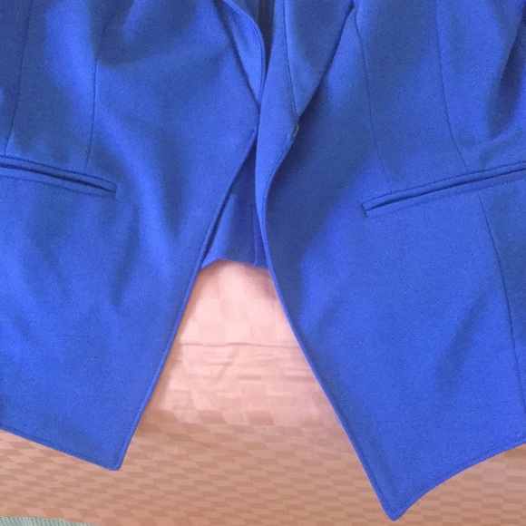 Blue jacket - Picture 4 of 4