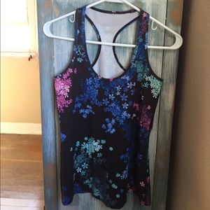 Lululemon- Flower Tank