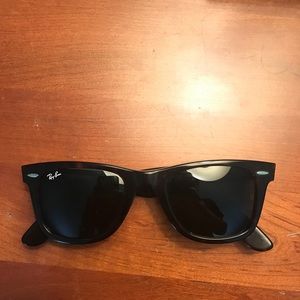 Ray Ban Wayfarer 2140