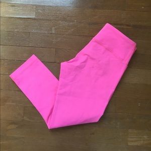 Lululemon- Bright Pink Crops