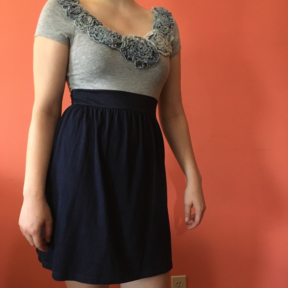 Scoop neck dress