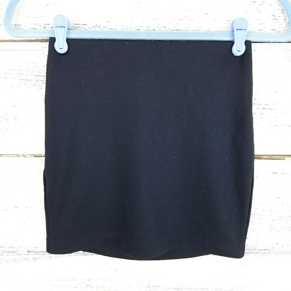 BCBGENERATION Black Bodycon Mini Skirt Size XS