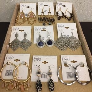 9 pairs of earrings