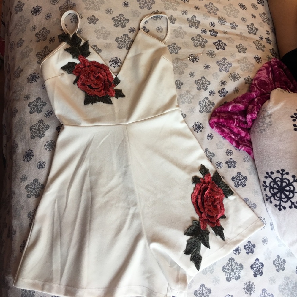 Fashion Nova Romper - Picture 1 of 5