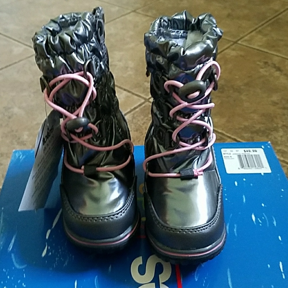 Totes kids boots baby size 5