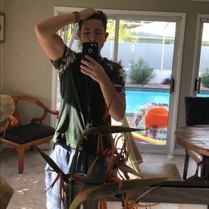 Meet your Posher, Anthony