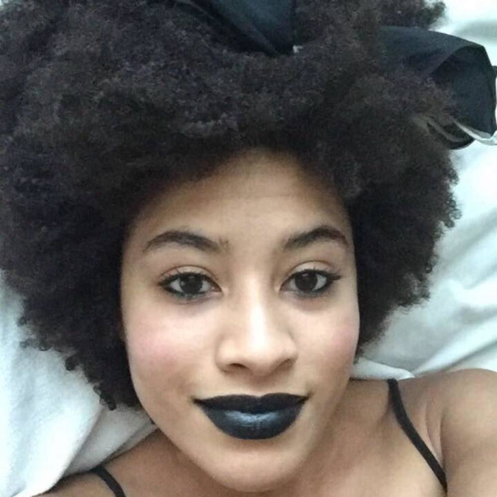 Meet your Posher, Monica