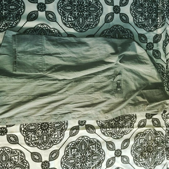 Button down shirt - Picture 4 of 4