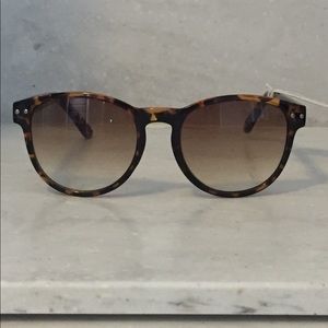 Tommy Hilfiger sunglasses