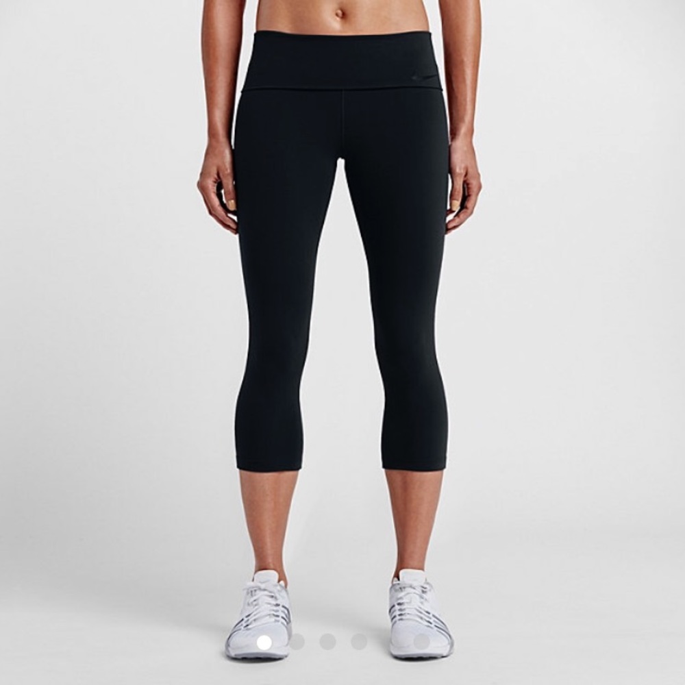 Nike dri fit capri leggings