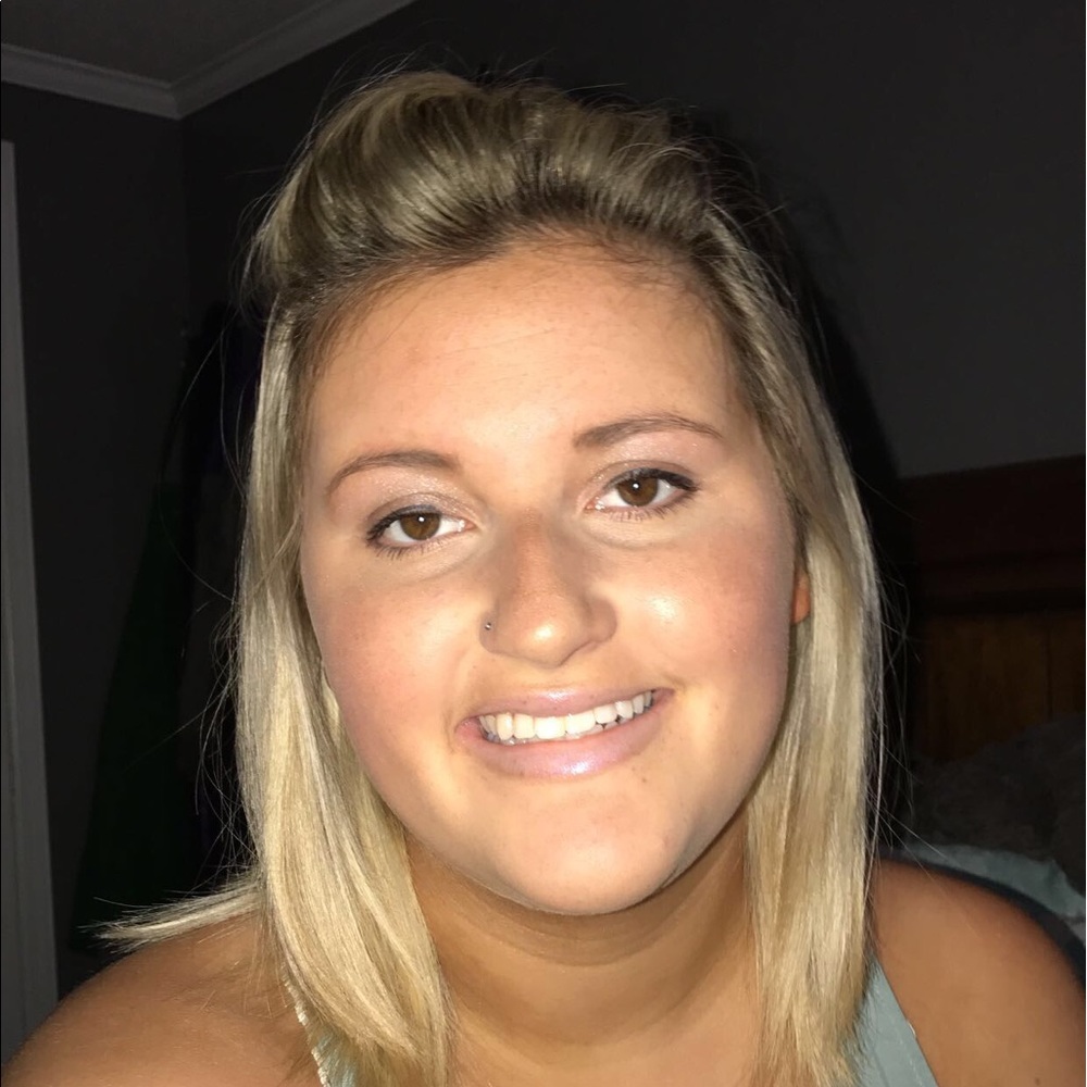 Meet your Posher, Taylor