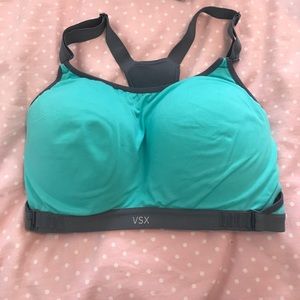 VS Sports Bra 34DD