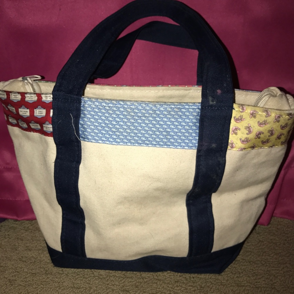 Vineyard Vines Shoulder Bag - Picture 2 of 3