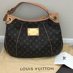 Louis Vuitton Galliera PM