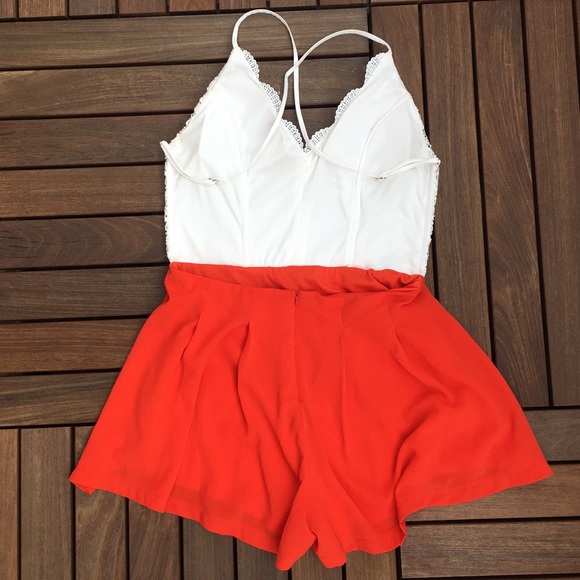 Backless Boutique Romper L - Picture 4 of 4