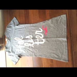 Hollister T-shirt