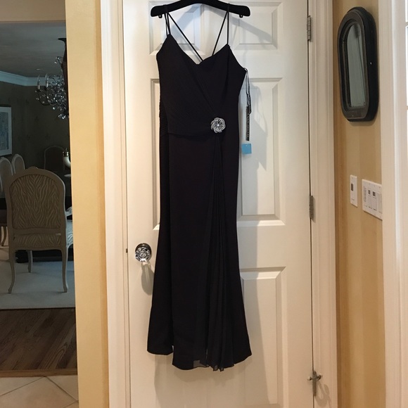 BRAND NEW Dark Purple Gown - Picture 3 of 6