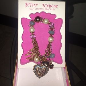 Betsy Johnson half stretched bracelet