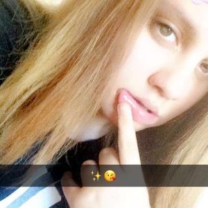 Meet your Posher, Marissa