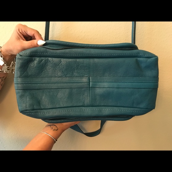 Peacock Blue Chloè - Picture 3 of 5