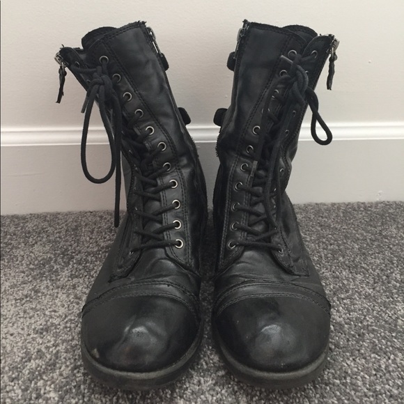 Black combat boots - Picture 1 of 4