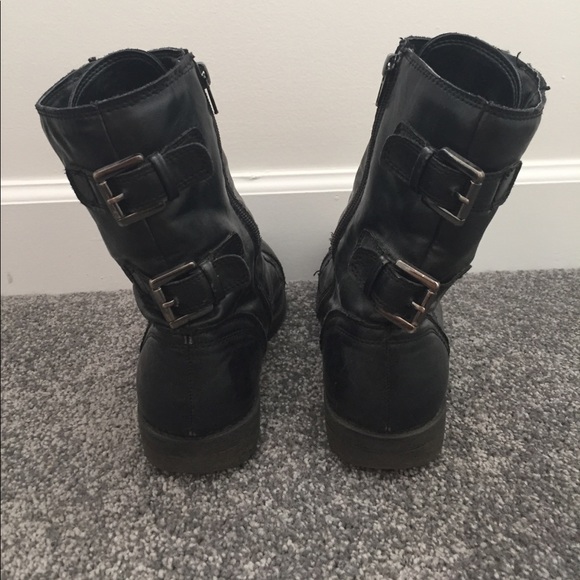 Black combat boots - Picture 3 of 4