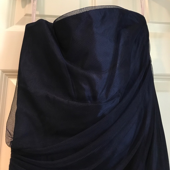 Strapless Navy Vera Wang Tulle Gown - Picture 2 of 4