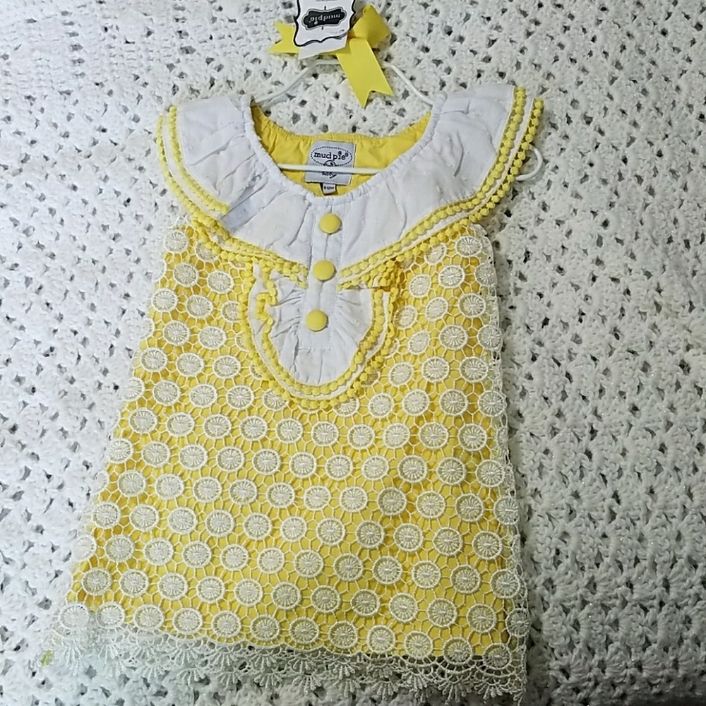 Crochet Flower Dress (9-12) months (NWT)