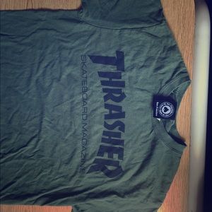 TRASHER TEE
