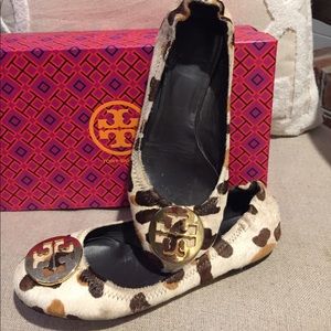 Tory Burch Calf Hair Leopard Reva Fats Sz 5.5
