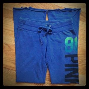 VS PINK Woman's Blue Sweatpants