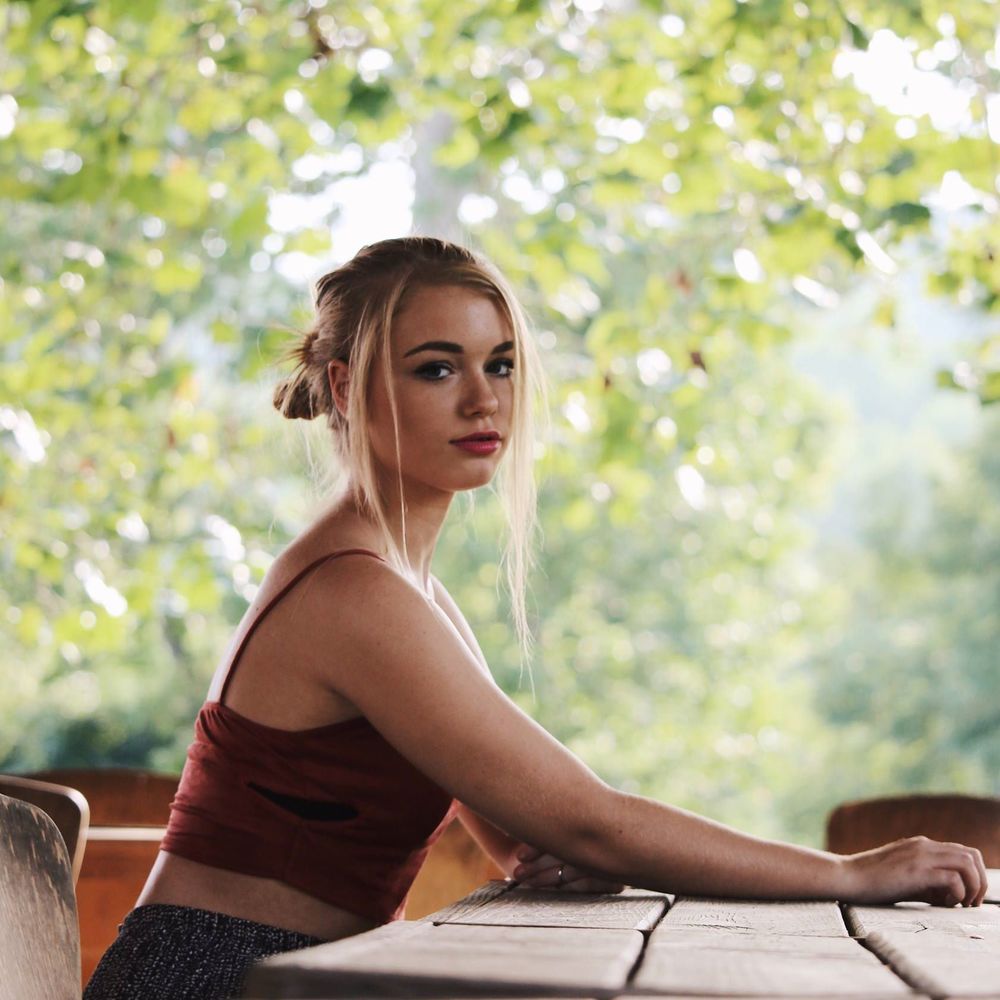 Meet your Posher, Faith