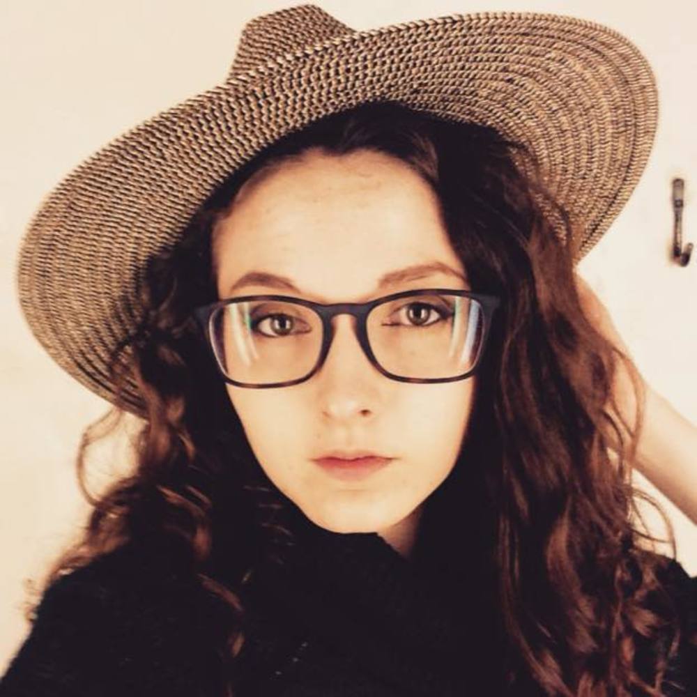 Meet your Posher, Sierra