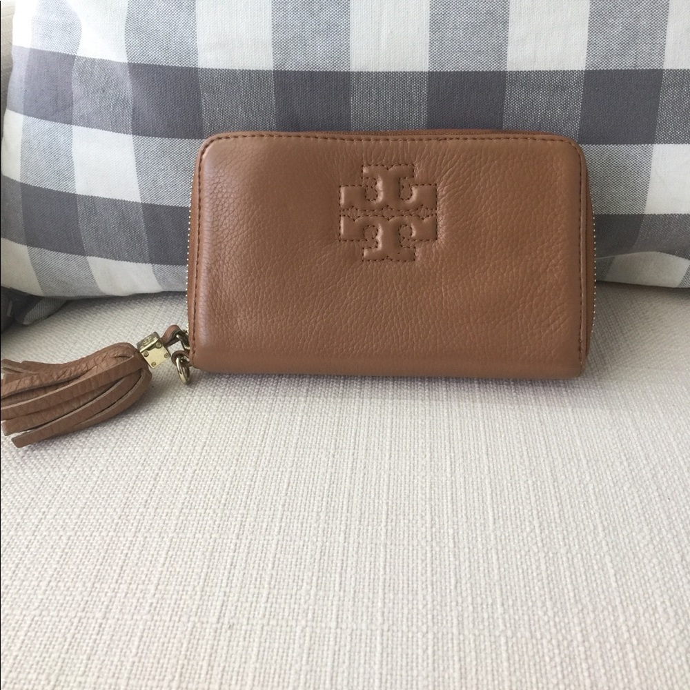 Tory Burch smartphone wallet