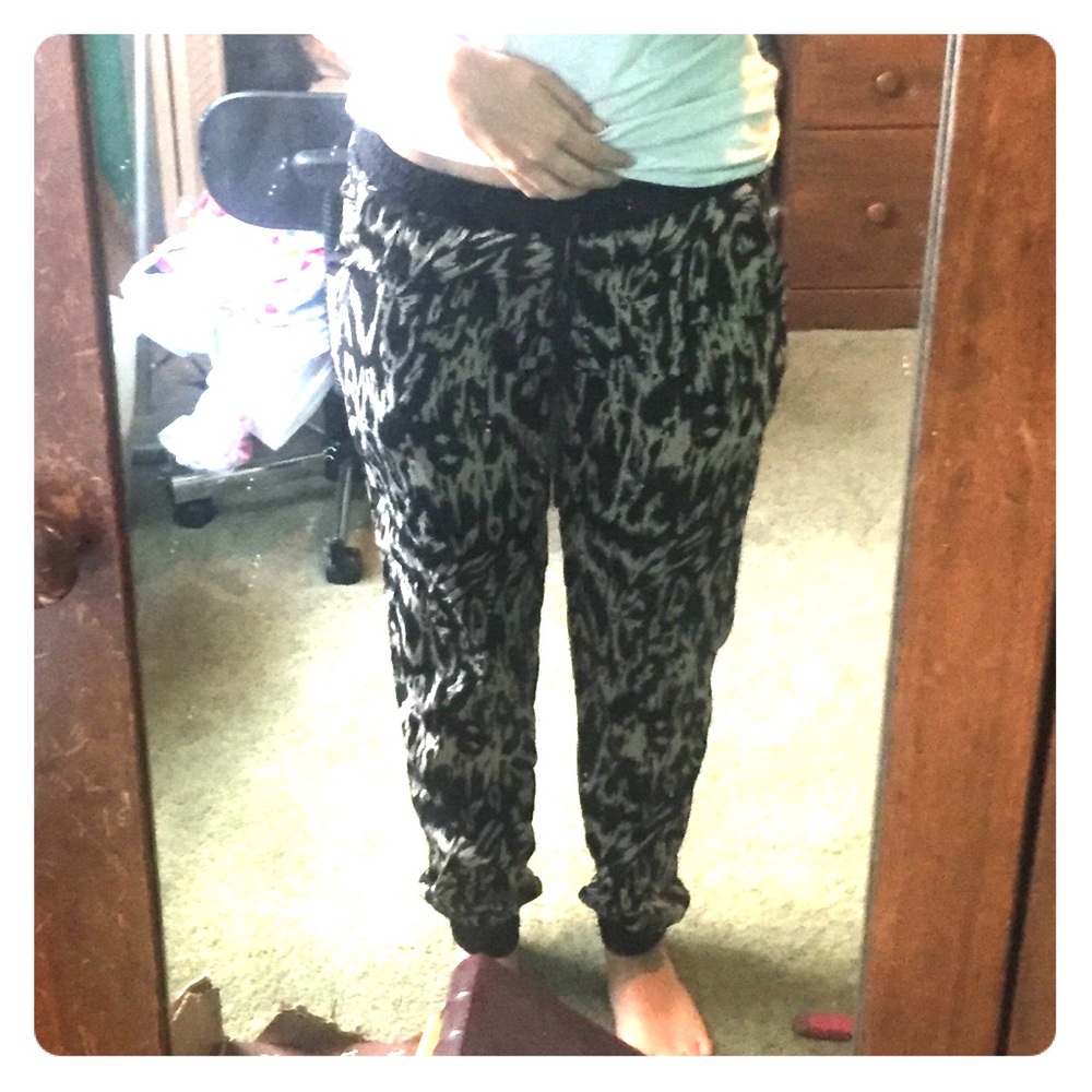 Rue 21 comfy pants