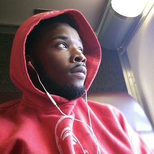 Meet your Posher, Megail