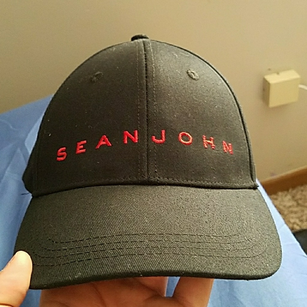A sean jhon hat (3 am)