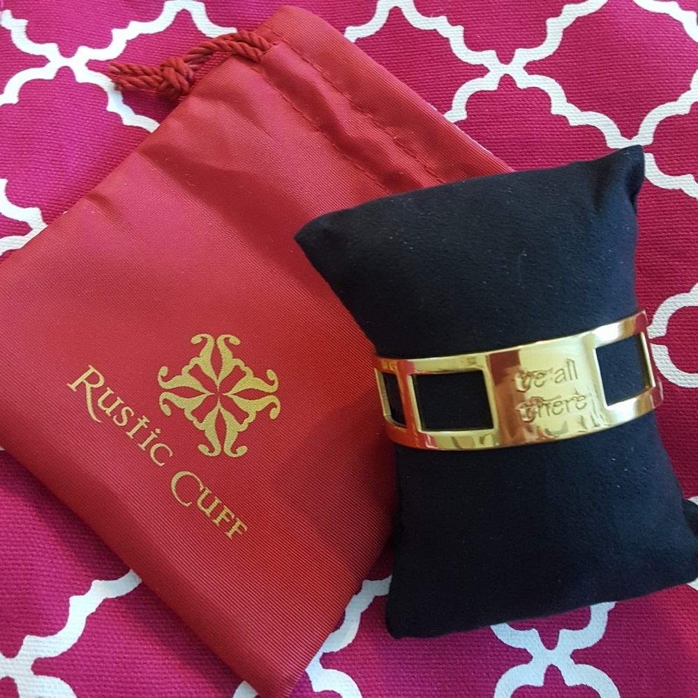 Rustic Cuff Gold "BE ALL THERE"