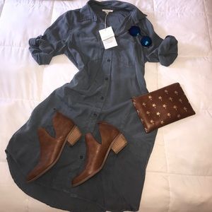 "Thanks; it has pockets!"