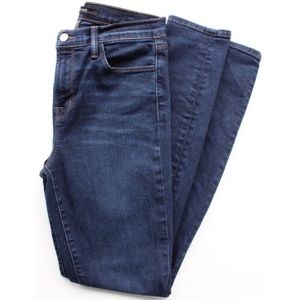 EUC- JBrand Skinny Jeans