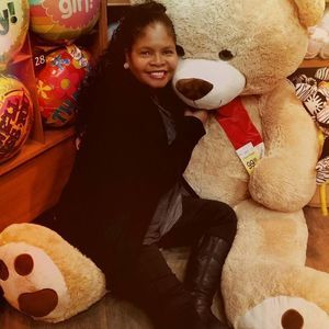 Meet your Posher, Robin