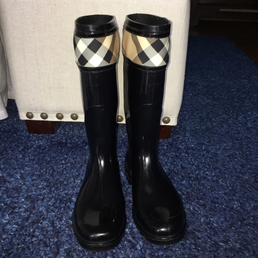 100% Authentic Burberry Rain Boots