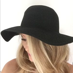 H&M straw floppy hat