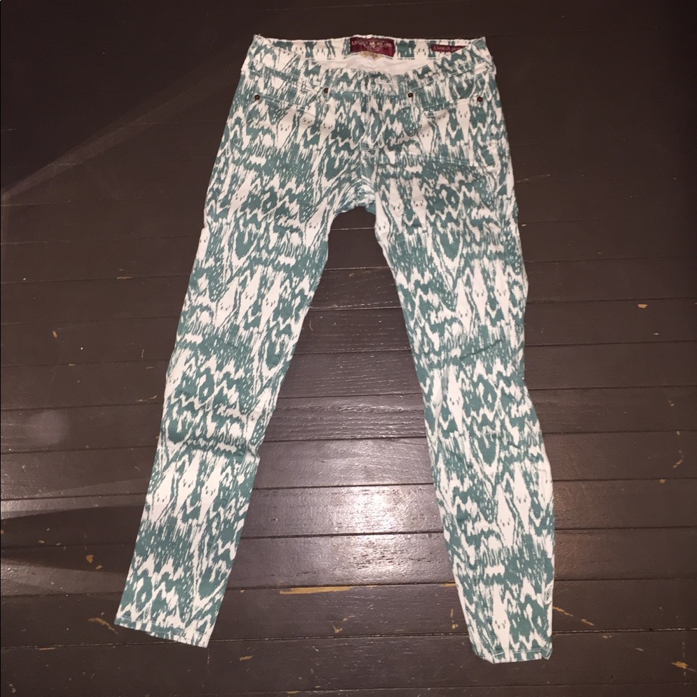 Lucky Brand size 28 pants- never worn