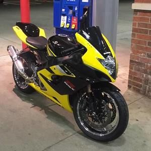 Meet your Posher, Dee