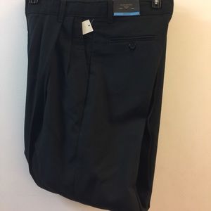 Boys pleated pant black size 12