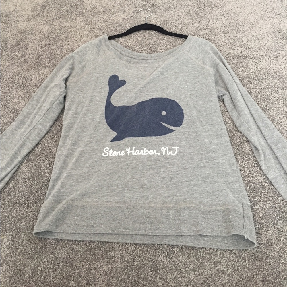 Light crewneck