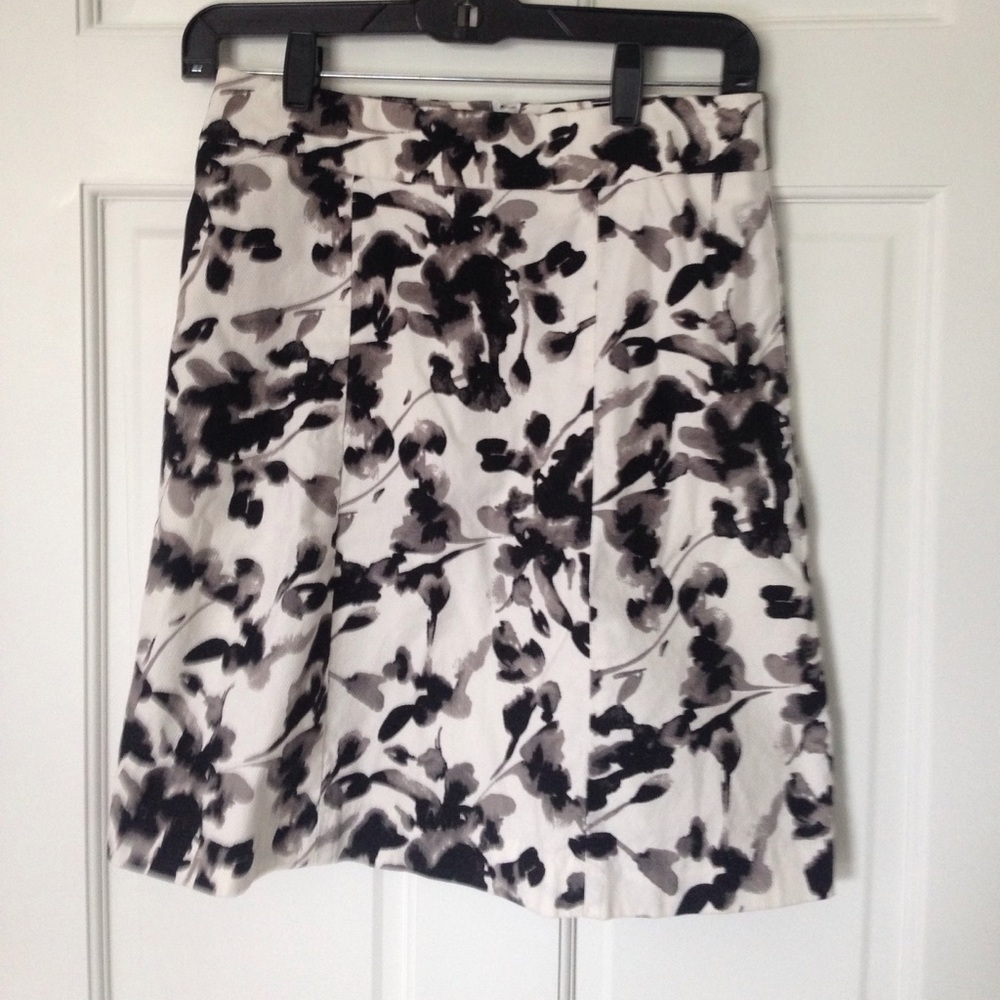 (H&M) Floral skirt