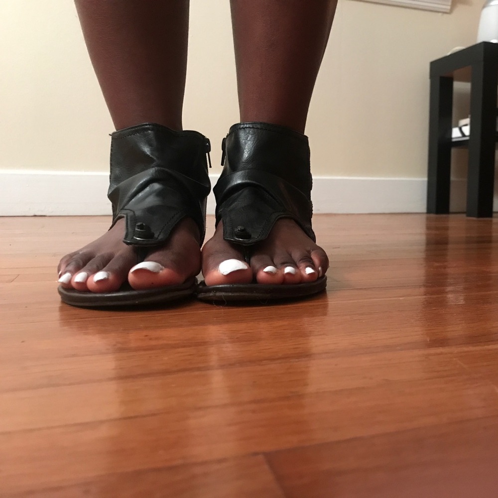 Love these super comfy black, heel out sandals.